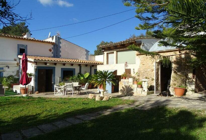 צימר Parador Son Jans Jardin