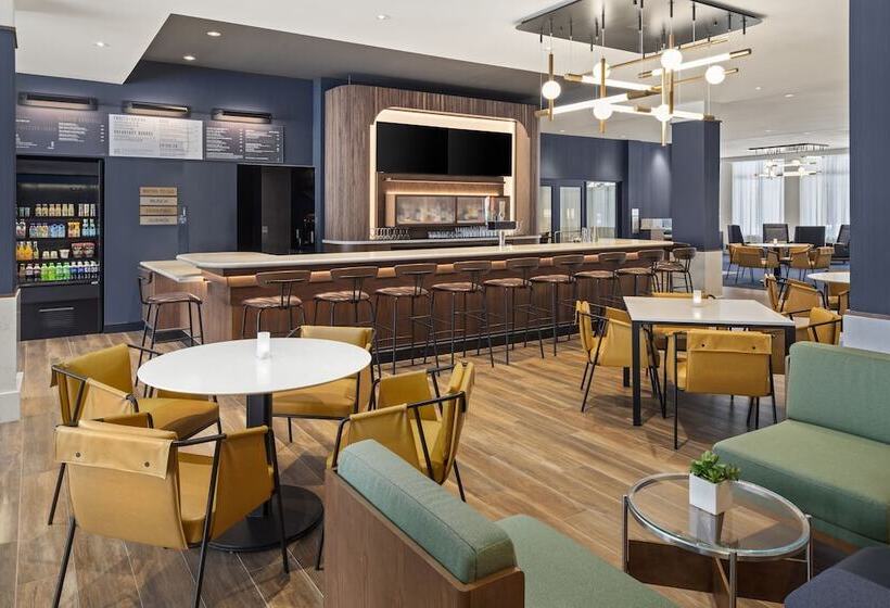 호텔 Courtyard By Marriott Owatonna Downtown