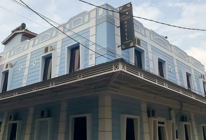 Grand Emperom Hotel Mitra Reddoorz