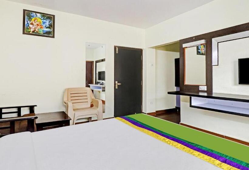 هتل Treebo Aall Season