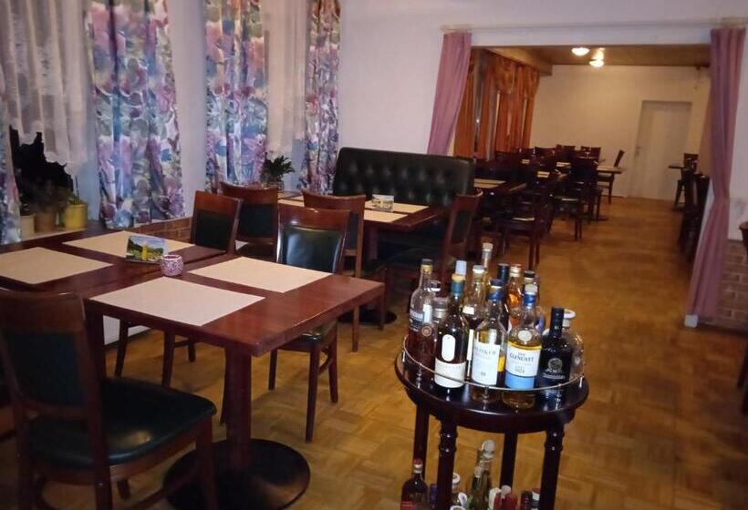 酒店 & Restaurant Zum Adlersberg