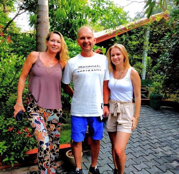 בית מלון כפרי Sigiriya Cashew Palace Resort
