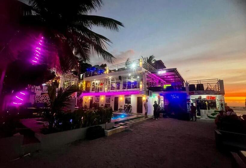 호텔 The Philip Ann Resort