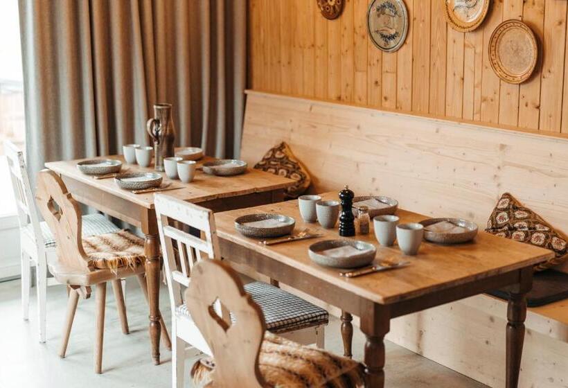 تختخواب و صبحانه Le Chalet De Plainpalais