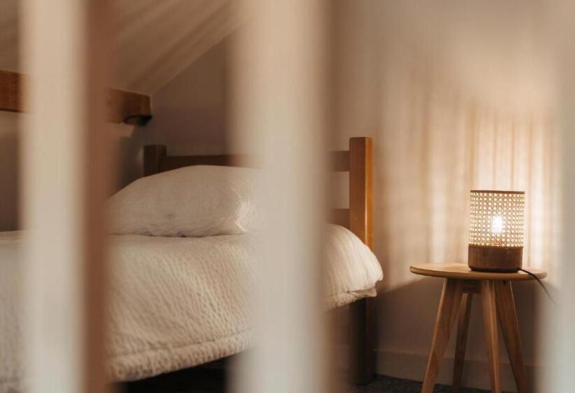 تختخواب و صبحانه Le Chalet De Plainpalais