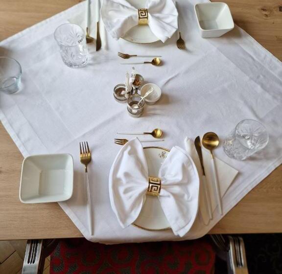 مبيت وإفطار Palais Kneissl