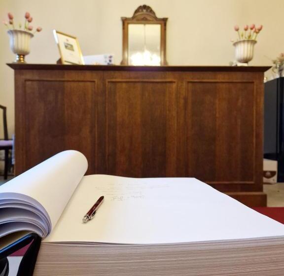 مبيت وإفطار Palais Kneissl