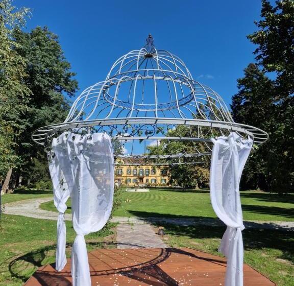 مبيت وإفطار Palais Kneissl