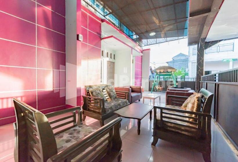 هتل Ana Guest House Syariah Mitra Reddoorz