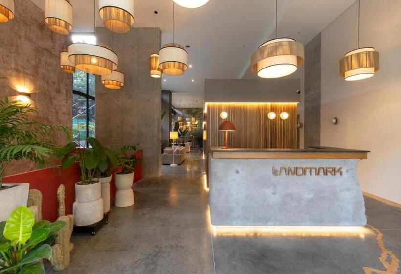 هتل Landmark