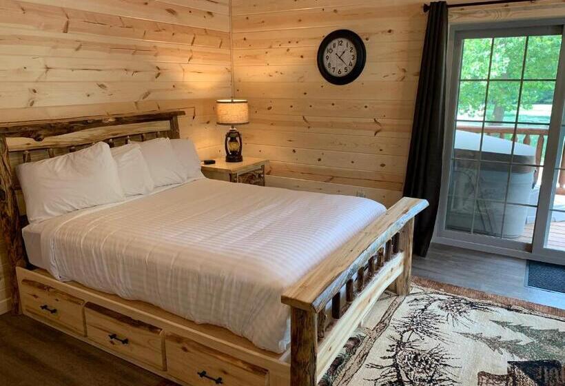 ホテル Waterview Lodge By Amish Country Lodging