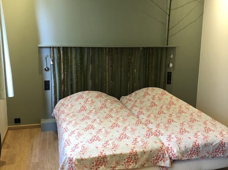 ペンション Clos Des Poulies