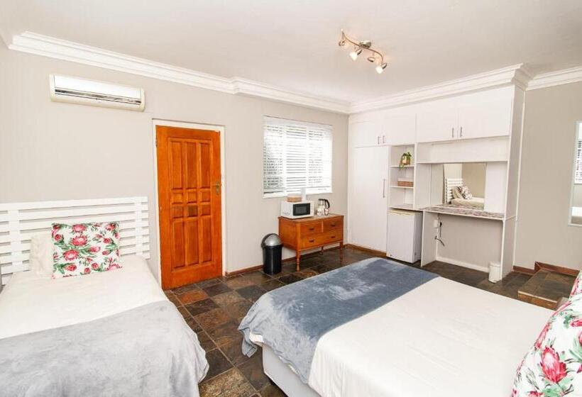 פנסיון Glenmore Guesthouse