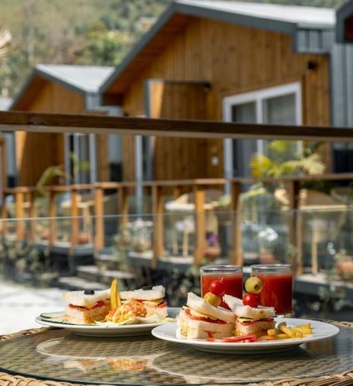 منتجع Justa Rasa Retreat & Spa Rishikesh