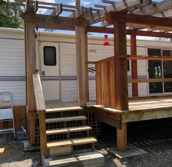 旅馆 Garden Bay Hideaway   Glamping