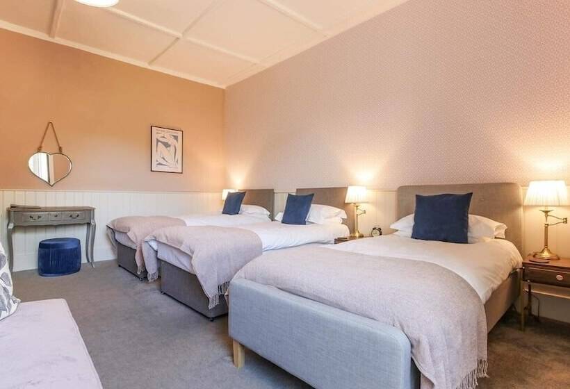 Greenhead Hostel