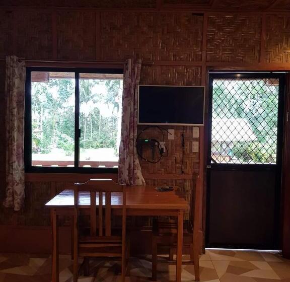 ベッドアンドブレックファースト Paco S Garden Home Stay