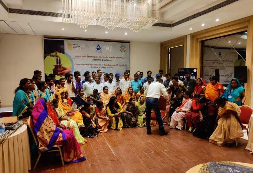 בית מלון כפרי Amora   Rajnandgaon