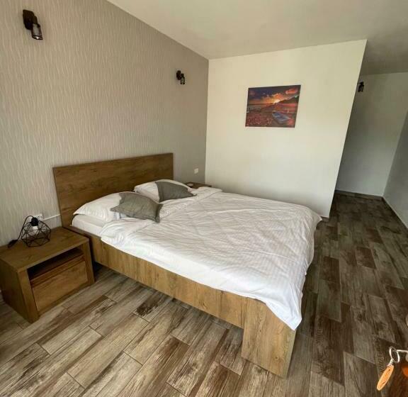 Пансион Mustaciosul Dunarii