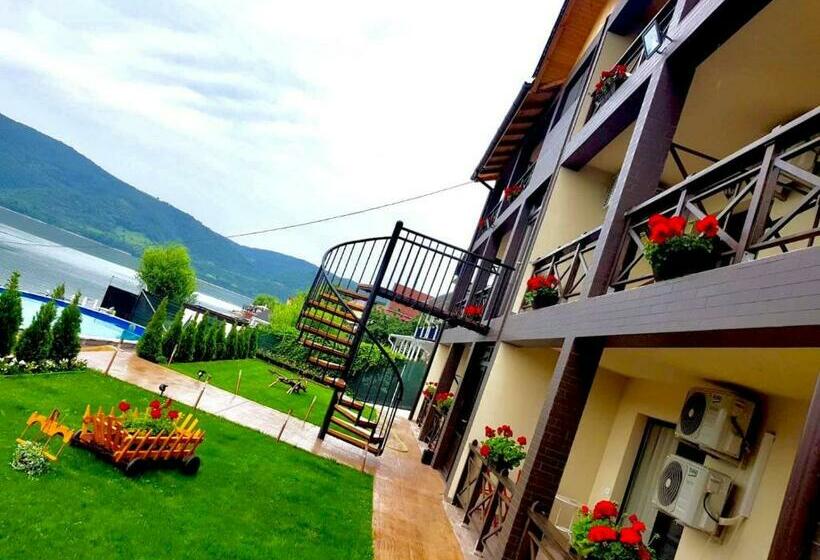 Пансион Mustaciosul Dunarii