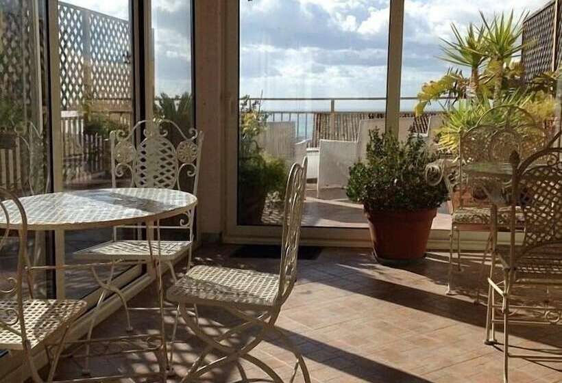 تختخواب و صبحانه Portatenea   Atenea Collection