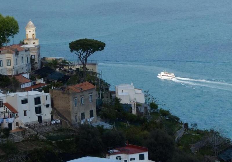 تختخواب و صبحانه L Antico Borgo Dei Limoni