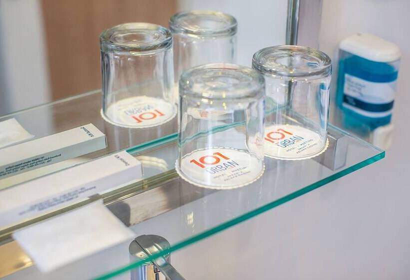 هتل 1o1 Urban Jakarta Kelapa Gading