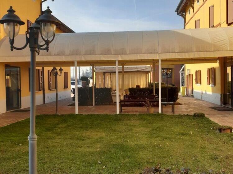 فندق Corte Degli Estensi
