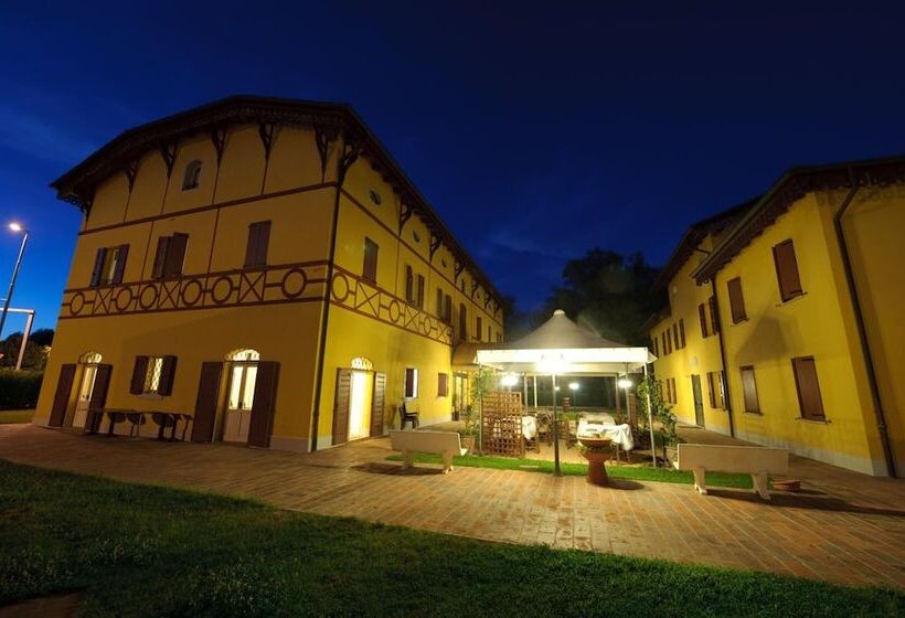 فندق Corte Degli Estensi