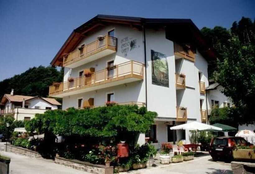 فندق Faedo Pineta