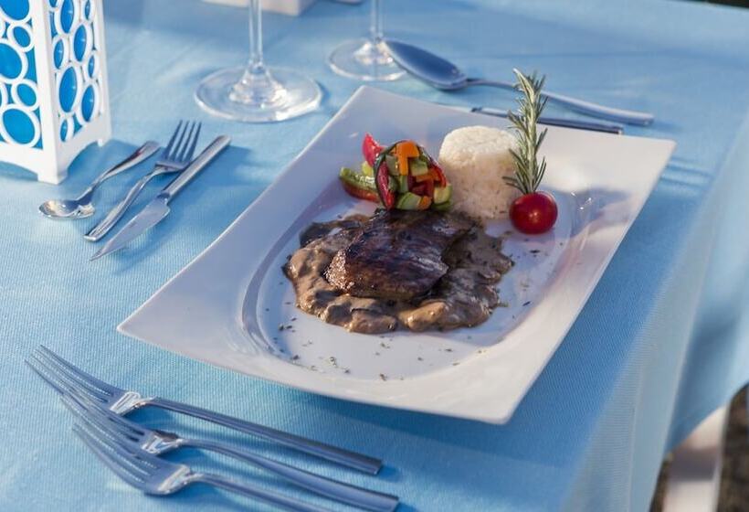 هتل Garcia Resort & Spa  Ultra All Inclusive