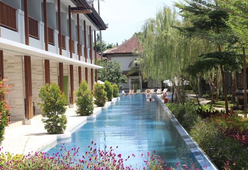 Grand Whiz Hotel Nusa Dua Bali