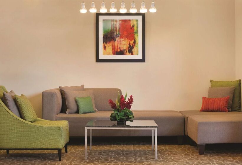 Отель Hyatt Place San Jose Pinares