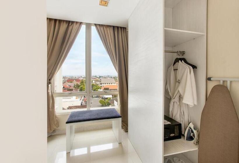 Jambuluwuk Malioboro Hotel Yogyakarta