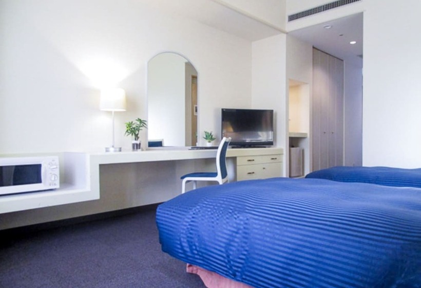 בית מלון כפרי Livemax Budget Sapporo