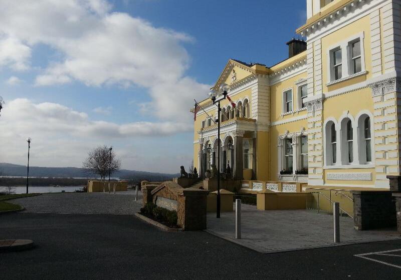 فندق Manor House Country