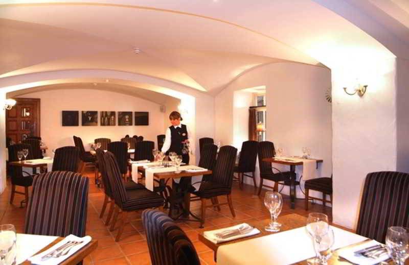 فندق Manor House Country