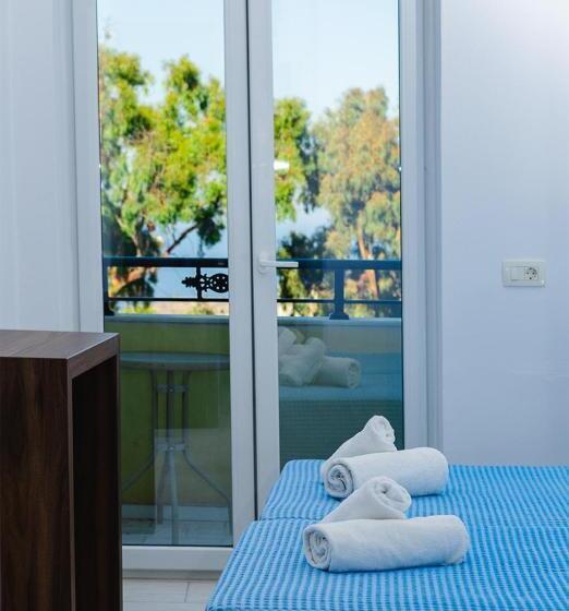 هتل Santorini
