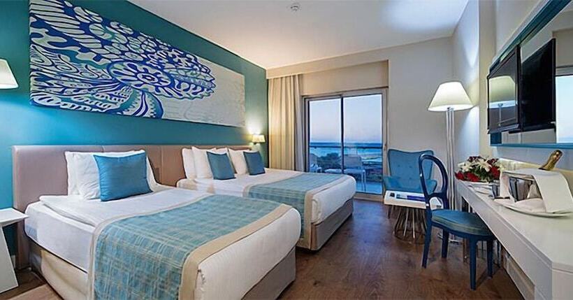 هتل Seashell Resort & Spa
