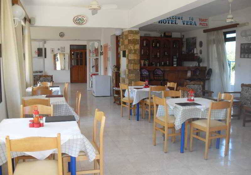 هتل Vera Studios
