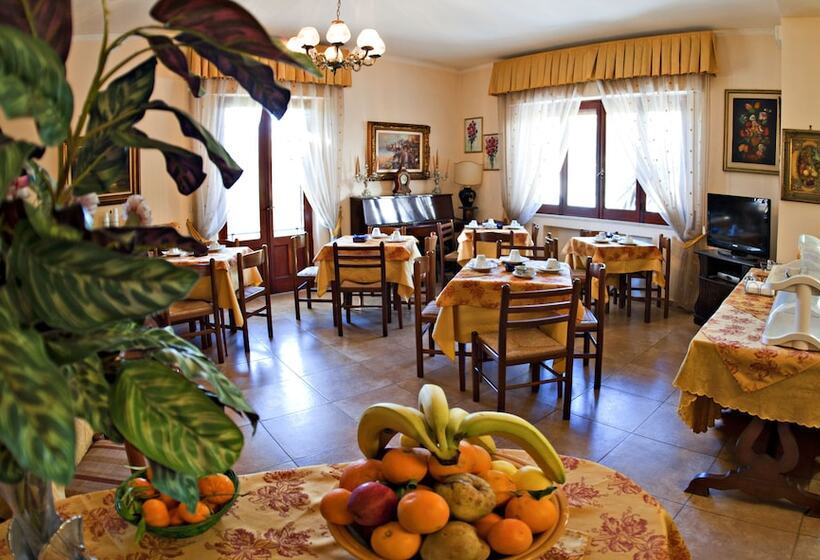 هتل Villa Santantonio