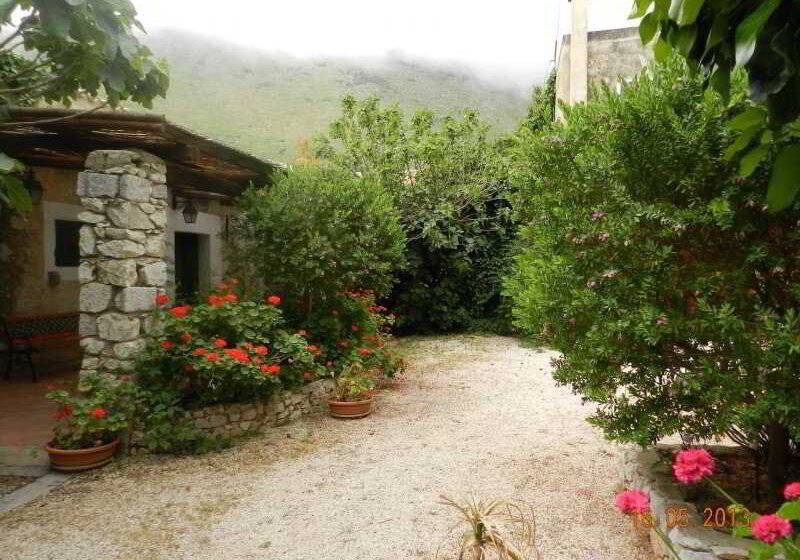اقامتگاه Baglio La Porta By Geocharme