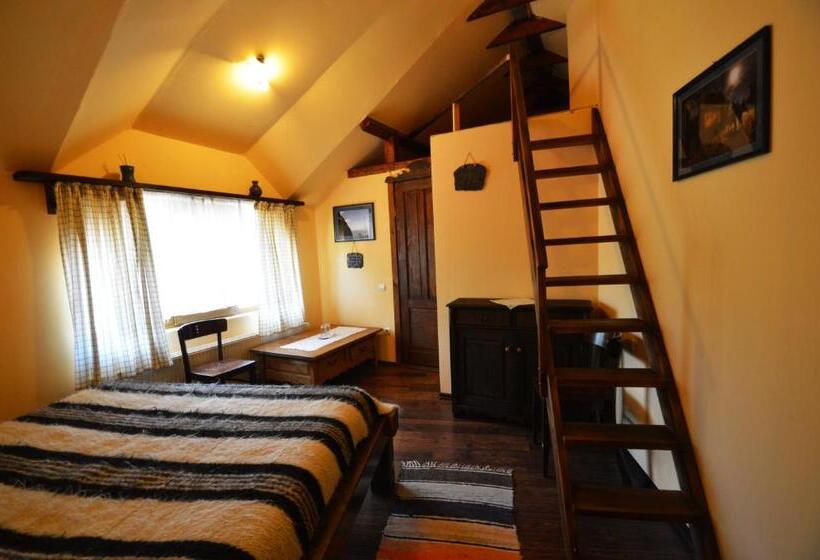 بنسيون Arts And Crafts Guesthouse