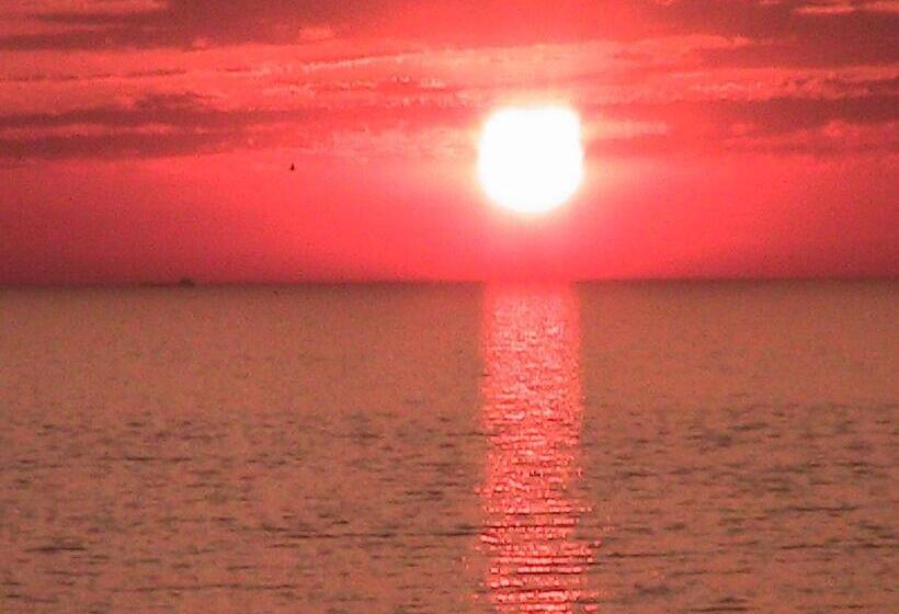 پانسیون Beachroom