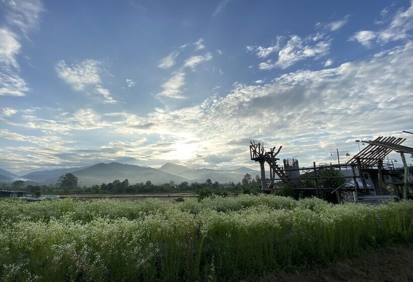 پانسیون Hinpha Homestay