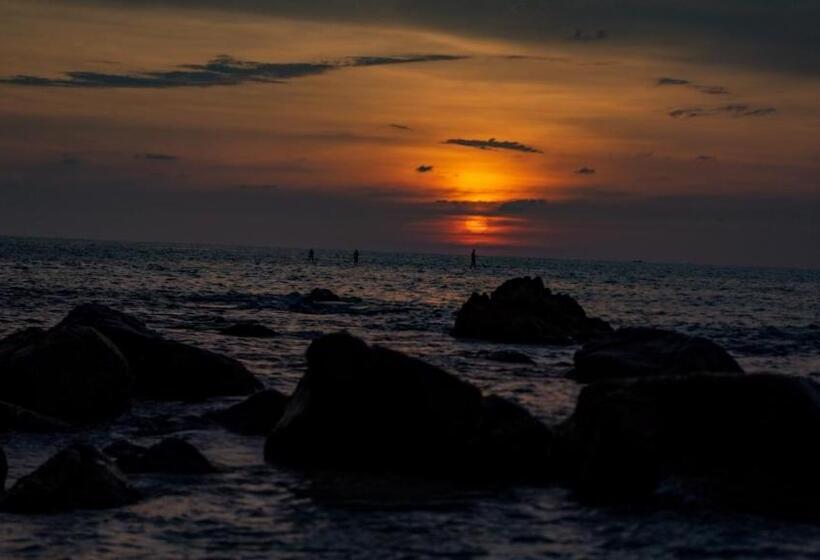 אתר נופש Norn Talay Surin Beach Phuket