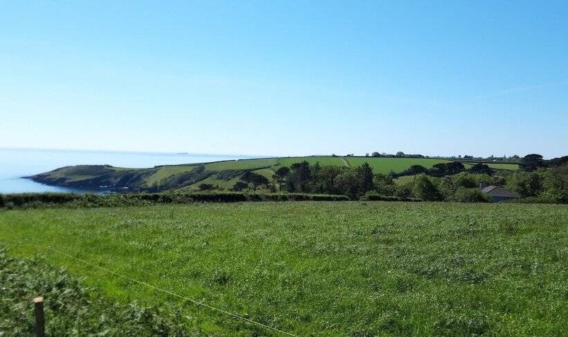 Trelawne Garden Annexe