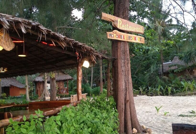 בית מלון כפרי Freeda Resort Koh Jum