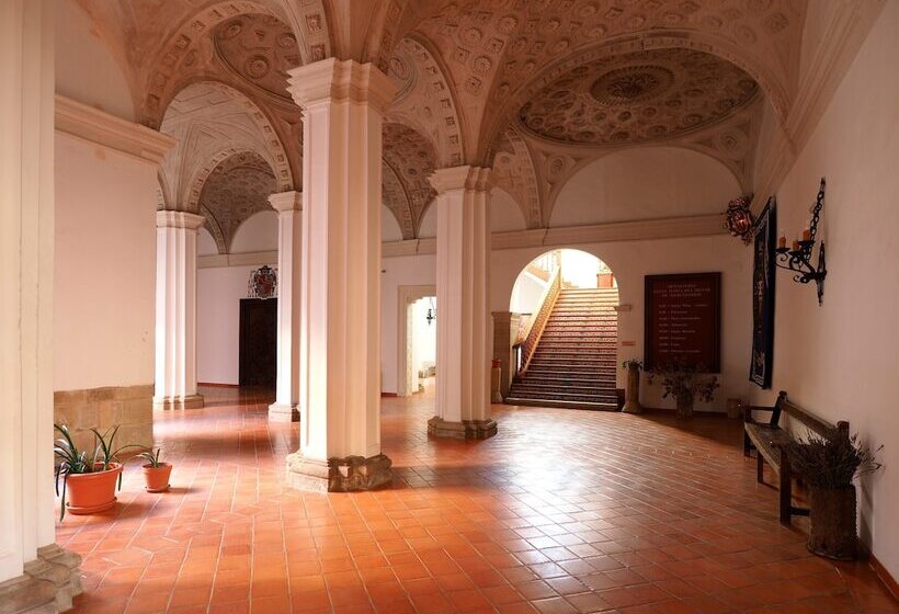 פונדק Monasterio El Olivar