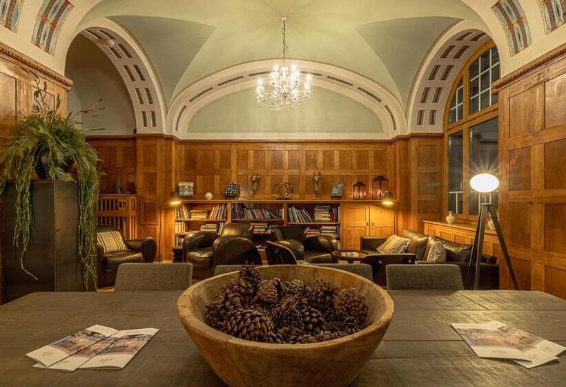 酒店 Alpine Inn Davos